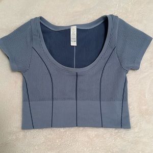 Aerie top